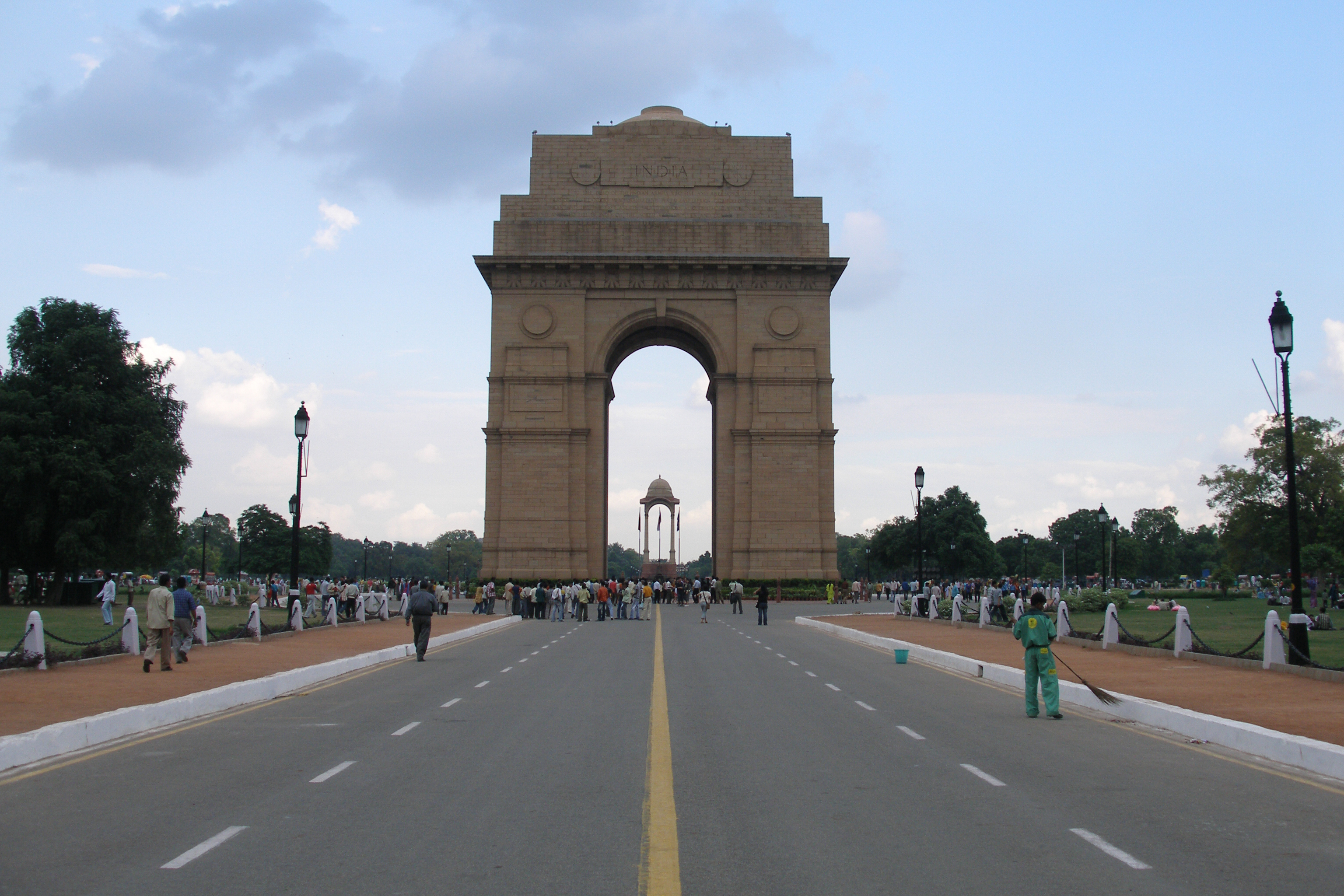 Qutub Minar and Monuments: A Slow Itinerary for Delhi, India — Delhi, India travel guide